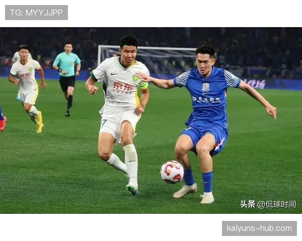上海申花阵容调整后的竞技状态，在近期热身赛中呈现出不同特点